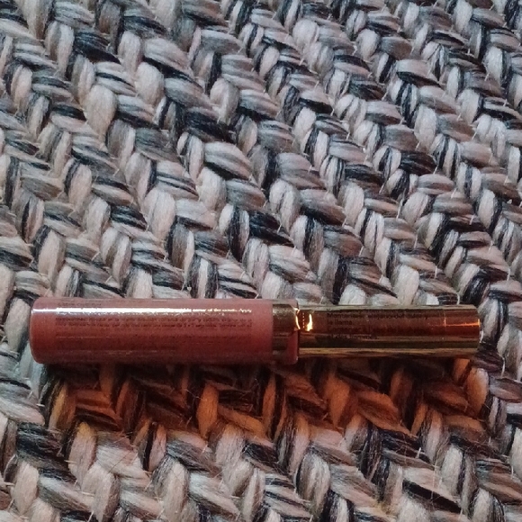 LipSense Lip Color In Nude Honey - Picture 2 of 3